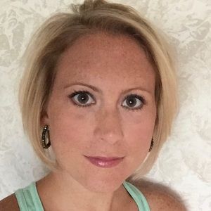 Meet your Posher, Holly